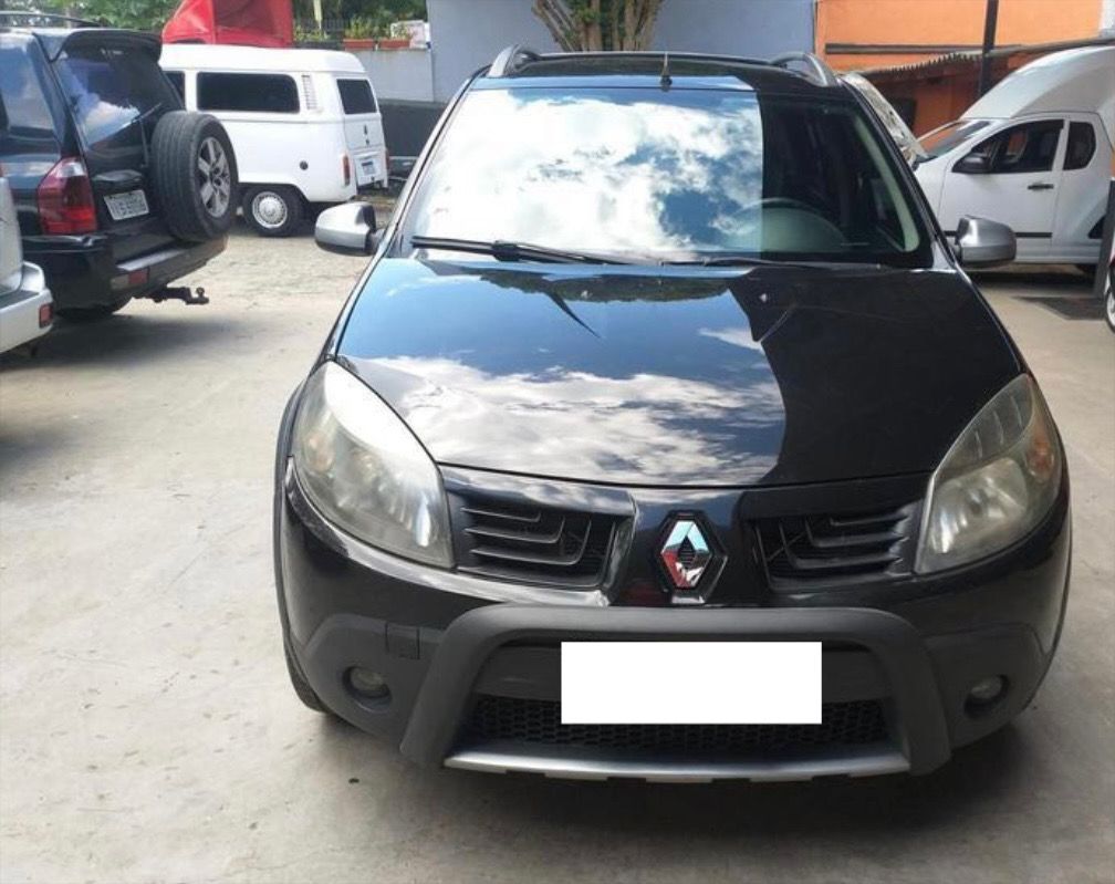 Renault Sandero 1.6 manual-2011